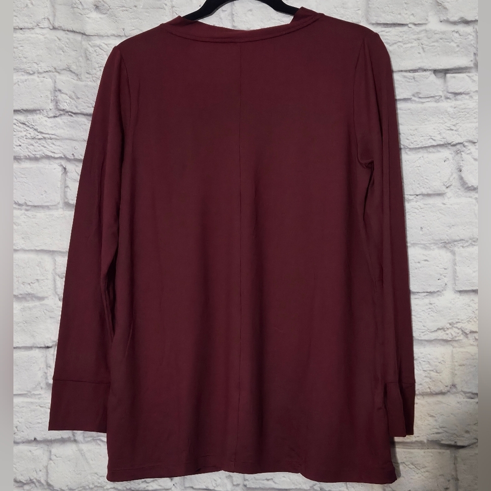 Nwot Comfort Code Lightweight Button Front V-Neck… - image 3